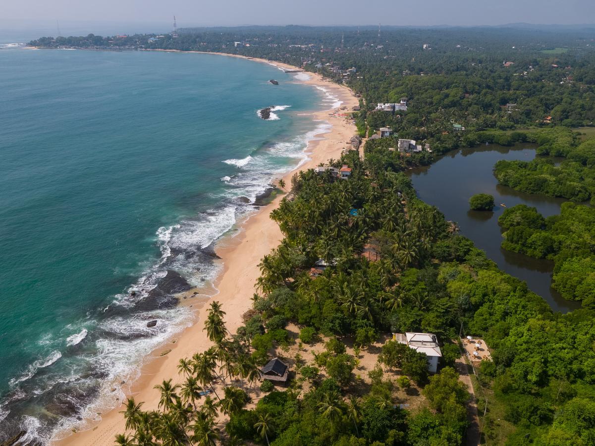 Autumn Moon Beach Cabanas Tangalle Exterior foto