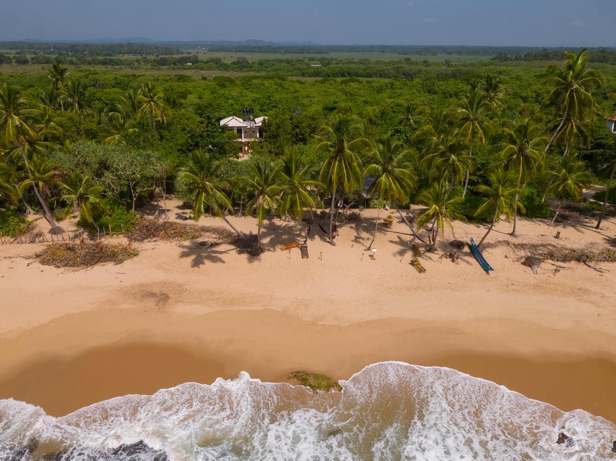 Autumn Moon Beach Cabanas Tangalle Exterior foto